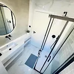 アパート The Morais House リスボン