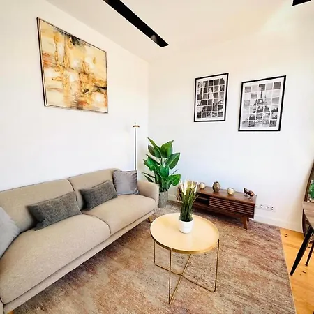 The Morais House Апартаменты *